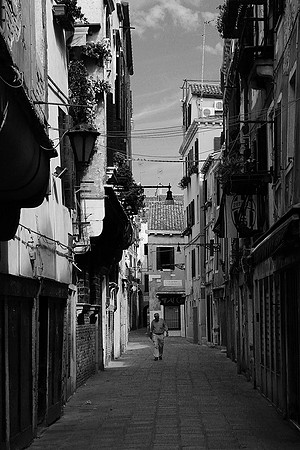 135A2719_BW