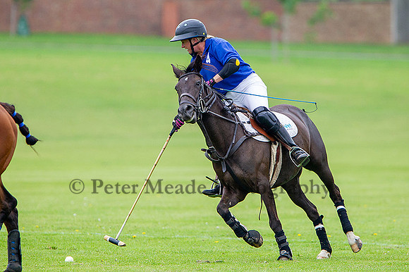 FU6E4568