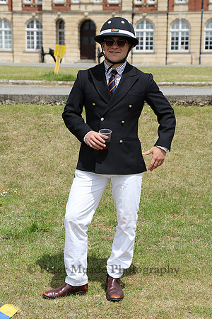 135A2418